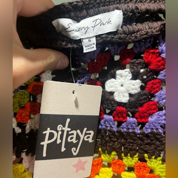 Pitaya Granny Square Crochet Crop Tube Top - Picture 3 of 6